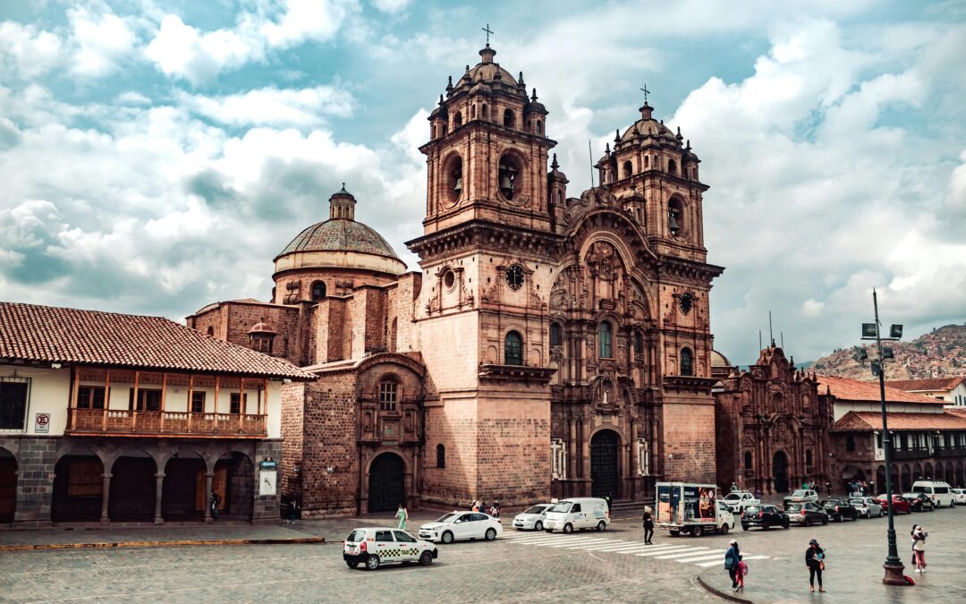 Best Time to Travel to Cusco: Weather, Prices, and Tourist Seasons